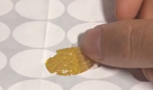 激光蜜桃网站放大片标签.png